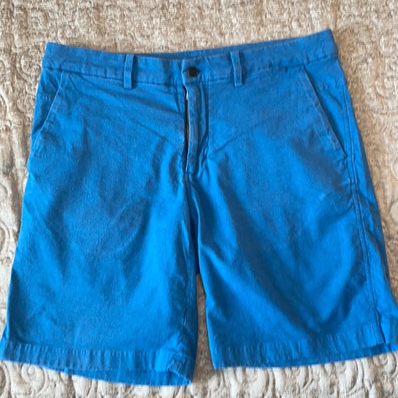 Men’s Lululemon Athletics flat front shorts size36 - Picture 1 of 4